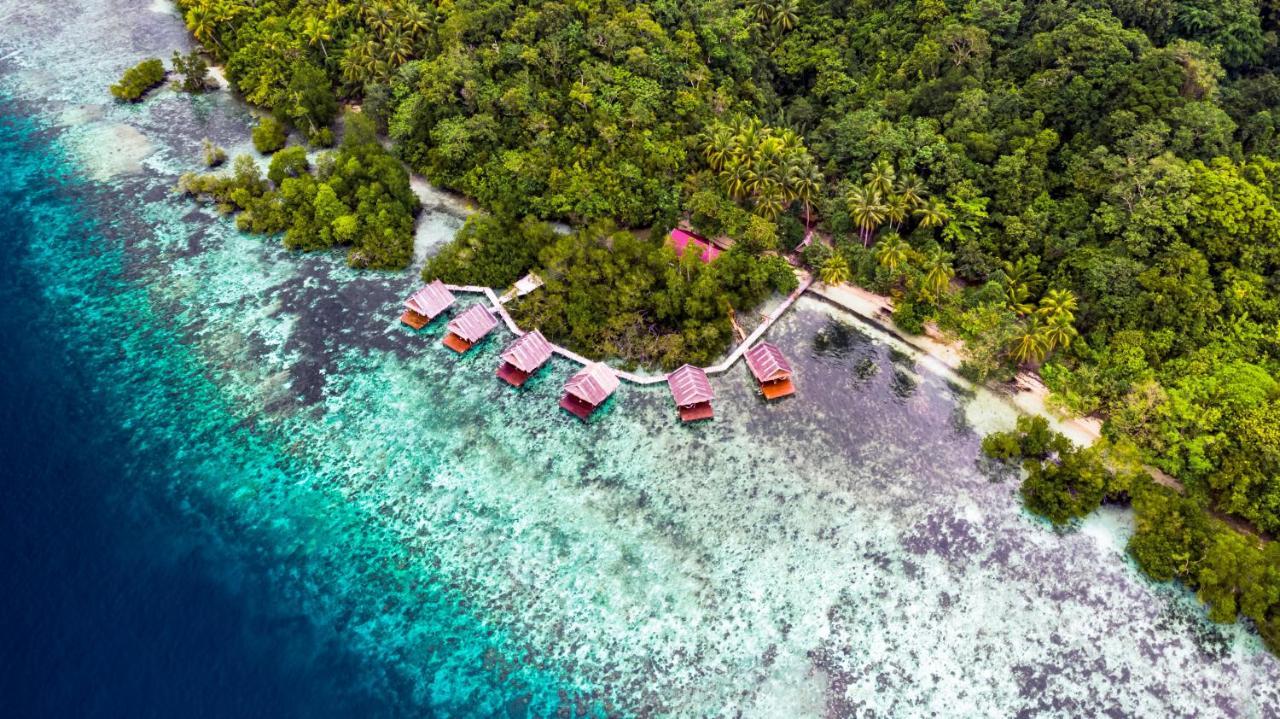 Methos Homestay - Raja Ampat Yennanas Besir Exterior foto
