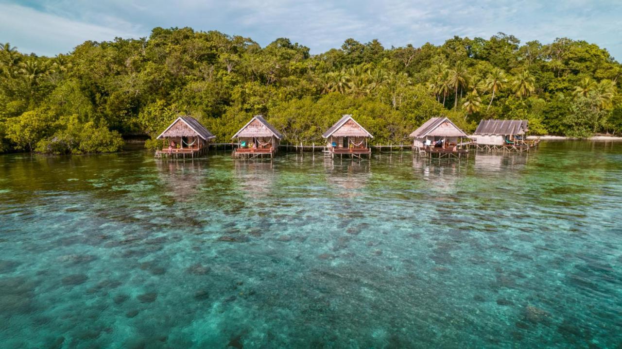 Methos Homestay - Raja Ampat Yennanas Besir Exterior foto