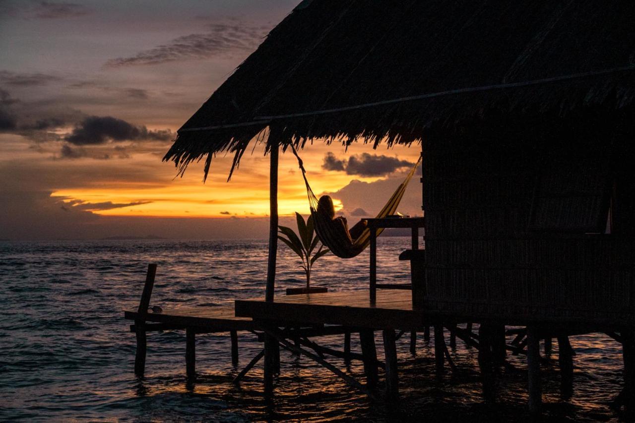 Methos Homestay - Raja Ampat Yennanas Besir Exterior foto