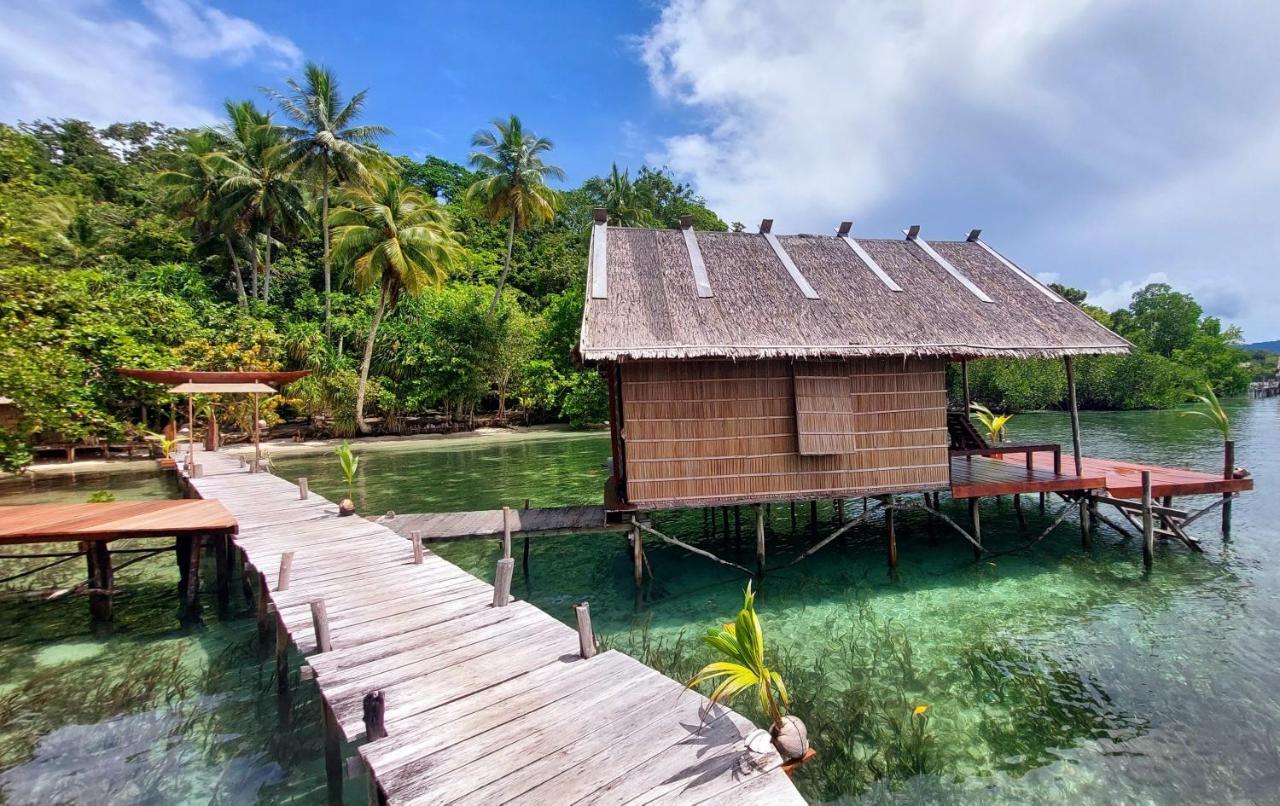 Methos Homestay - Raja Ampat Yennanas Besir Exterior foto