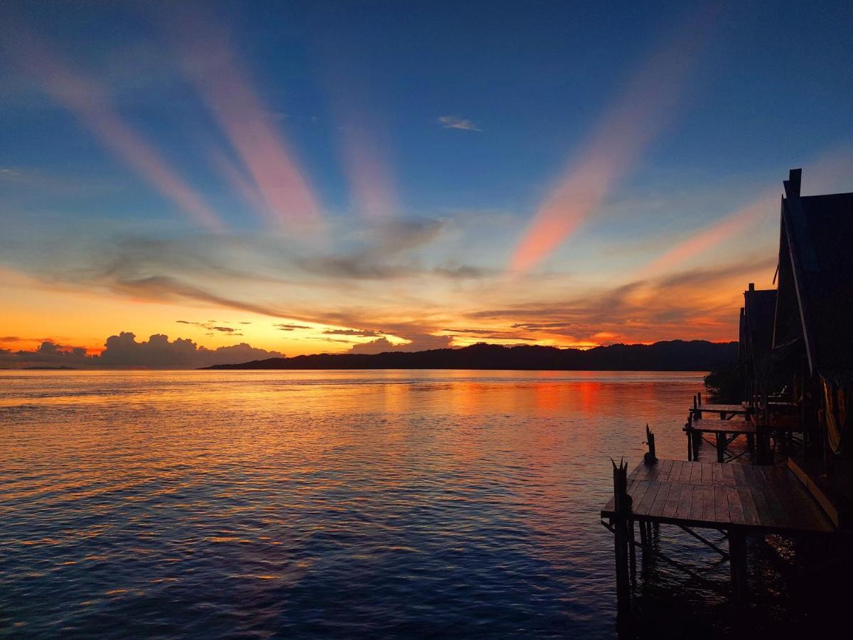 Methos Homestay - Raja Ampat Yennanas Besir Exterior foto