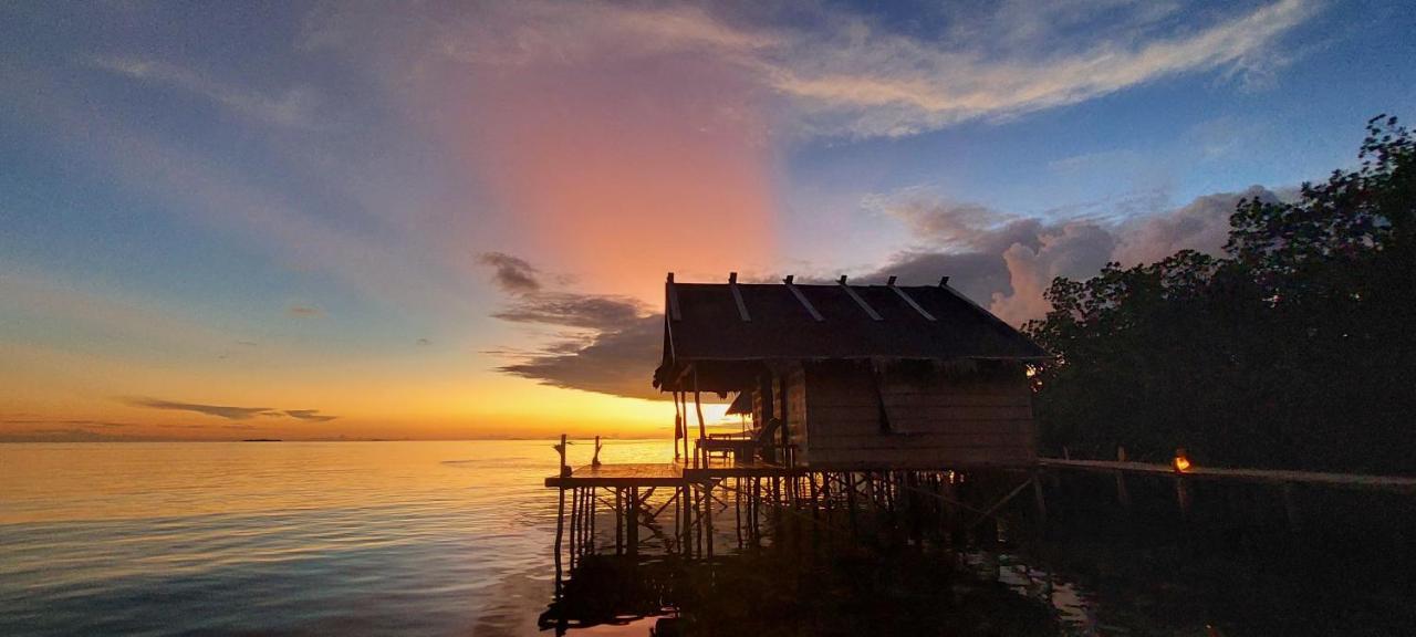 Methos Homestay - Raja Ampat Yennanas Besir Exterior foto
